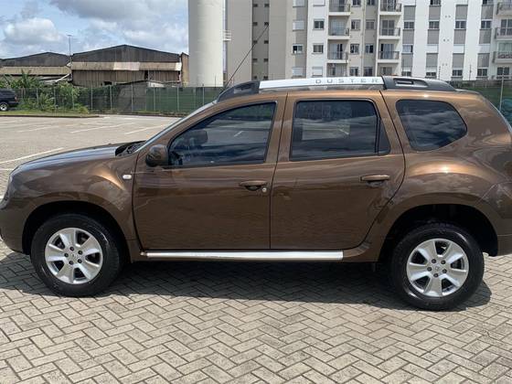 RENAULT DUSTER 2.0 DYNAMIQUE 4X2 16V FLEX 4P AUTOMÁTICO
